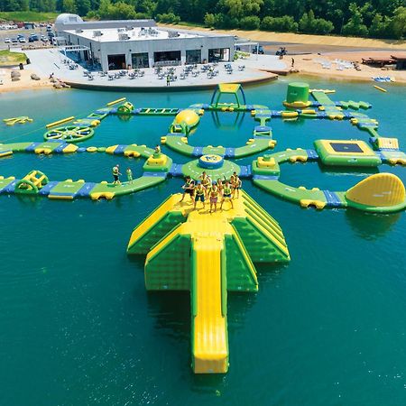 The Vue Boutique Hotel & Boathouse Wisconsin Dells Exterior photo